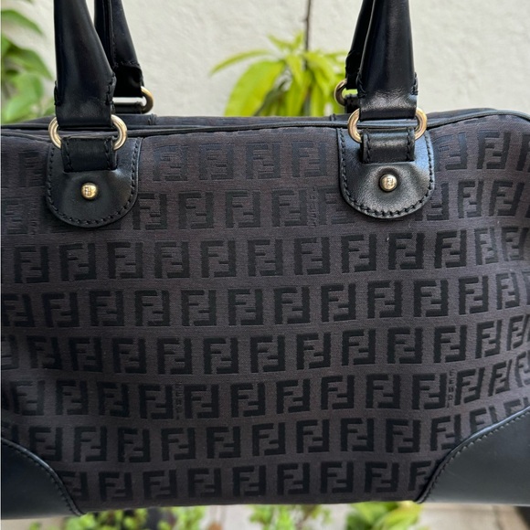 Fendi vintage 💼 - Picture 8 of 10